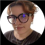 Je suis étudiante mais aussi bilingue en espagnol. Je pourrais donc offrir mais service à ceux qui on du mal avec l’espagnol